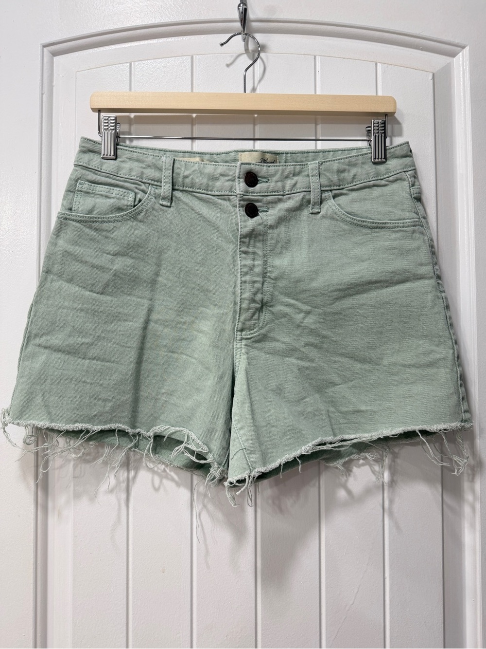 Universal Thread Light Sage Vintage Midi High-Rise Frayed Hem Jean Shorts